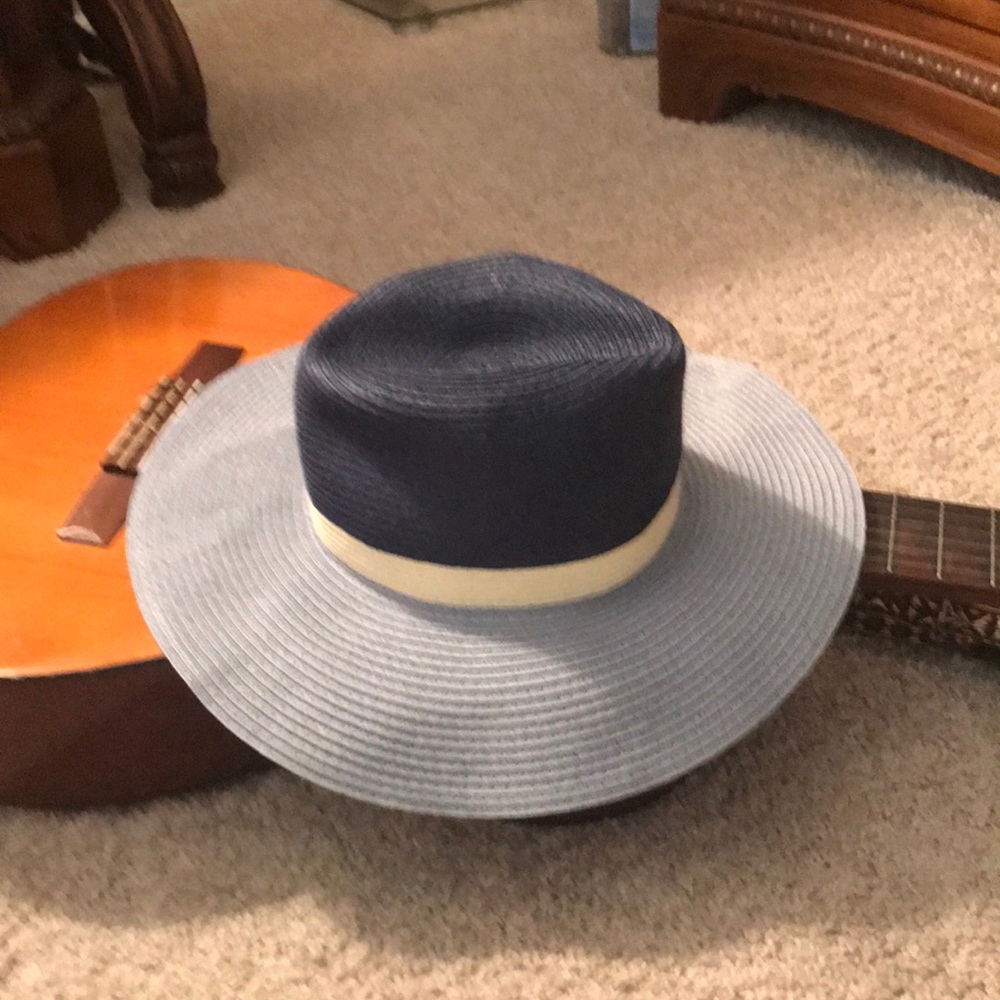Combine hat - Picture 3 of 3